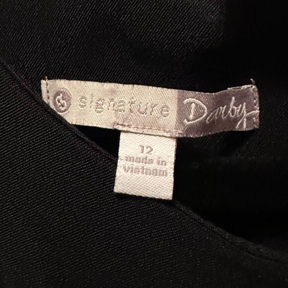 Black and White Color Block Dress With Gold Accents Size 12 - Picture 8 of 8